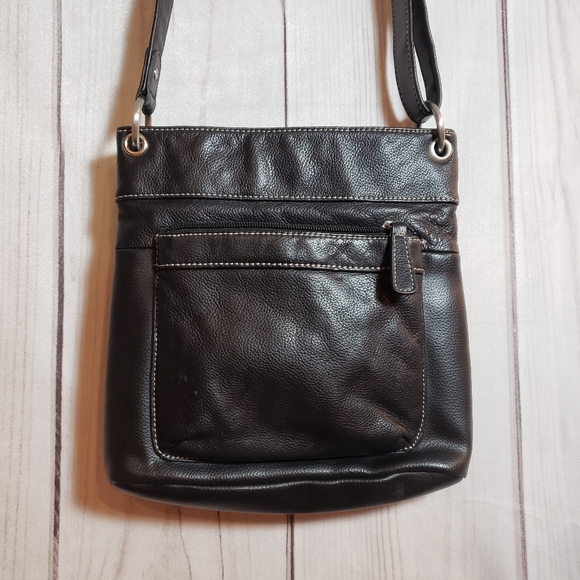 Black Leather Contrasting Stitching Crossbody Purse - Picture 2 of 9